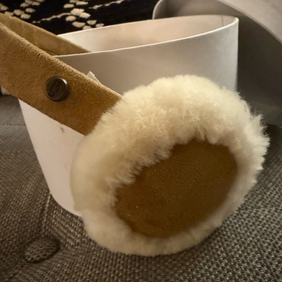 UGG Tan and Cream Shearling Earmuffs - Picture 1 of 3